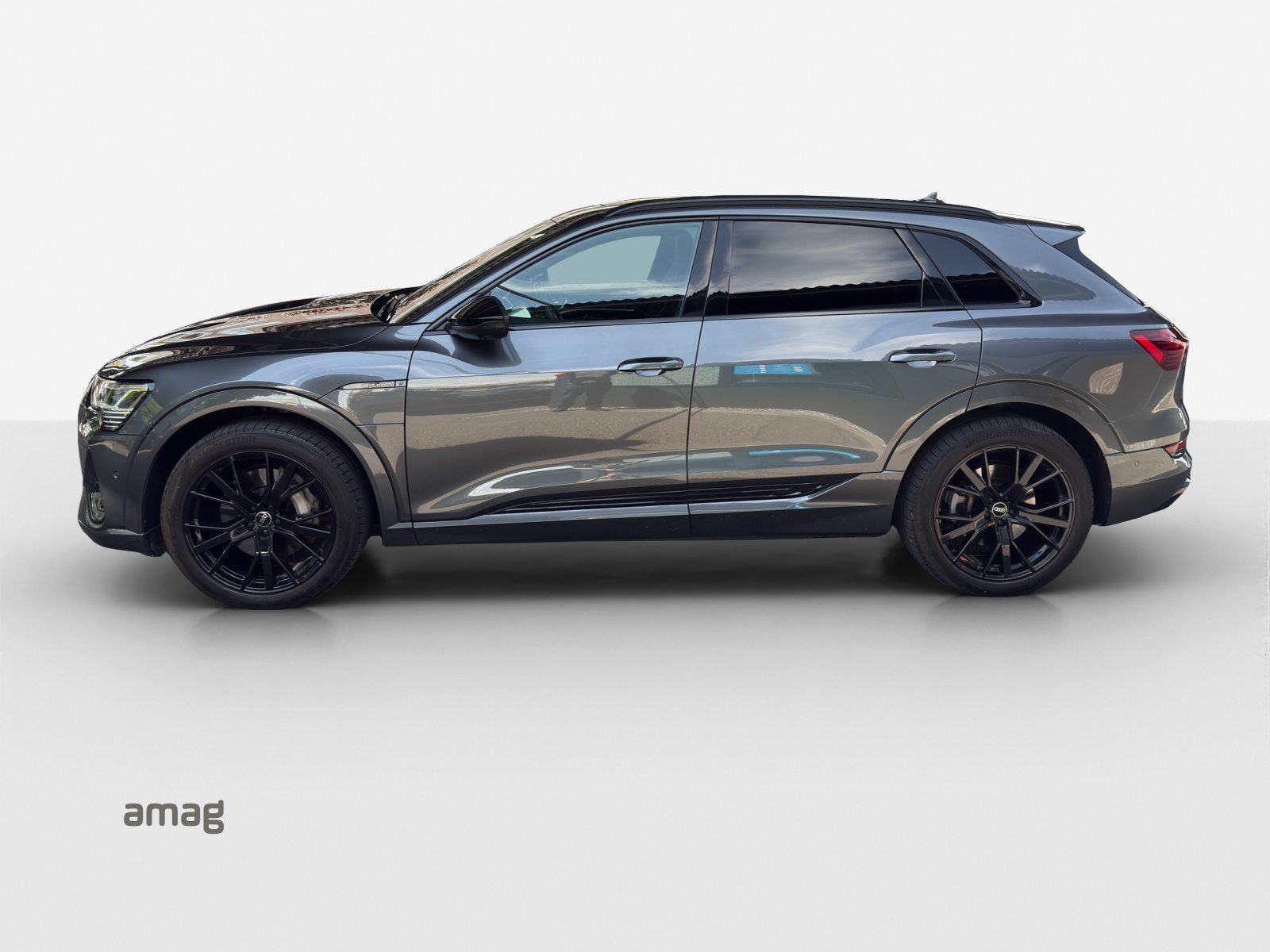 AUDI e-tron 55 S line Black Edition, Électrique, Occasion / Utilisé, Automatique - 2