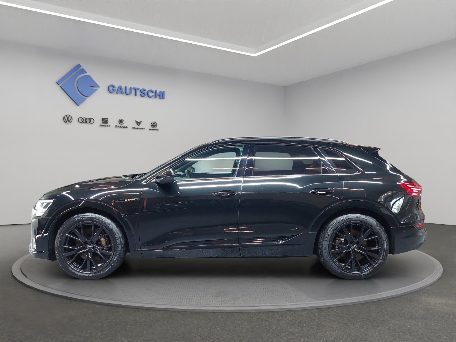 AUDI e-tron 55 S Line Black Edition quattro, Électrique, Occasion / Utilisé, Automatique - 2