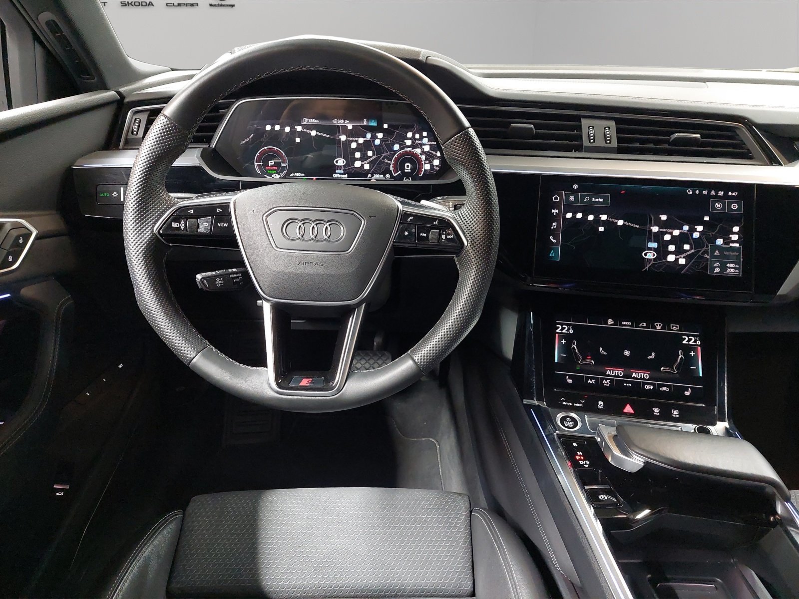 AUDI e-tron 55 S Line Black Edition quattro, Électrique, Occasion / Utilisé, Automatique - 7