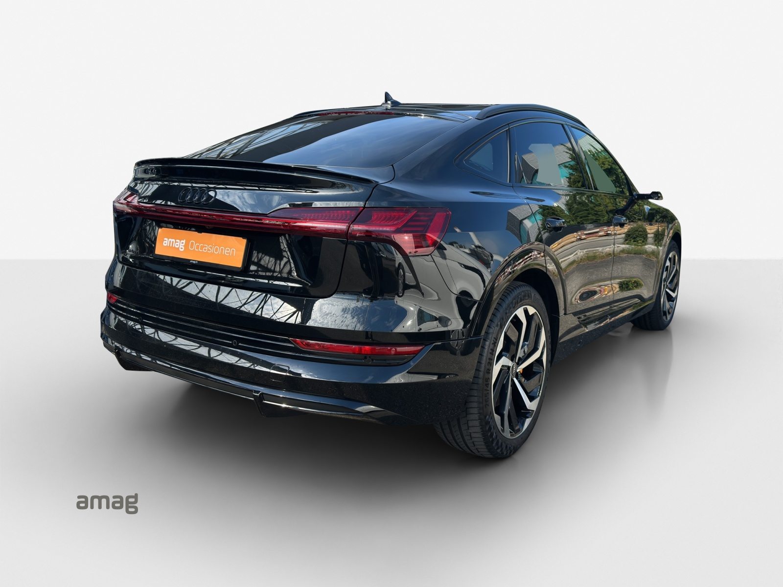 AUDI e-tron Sportback 55 S line Black Edition, Elektro, Occasion / Gebraucht, Automatik - 5