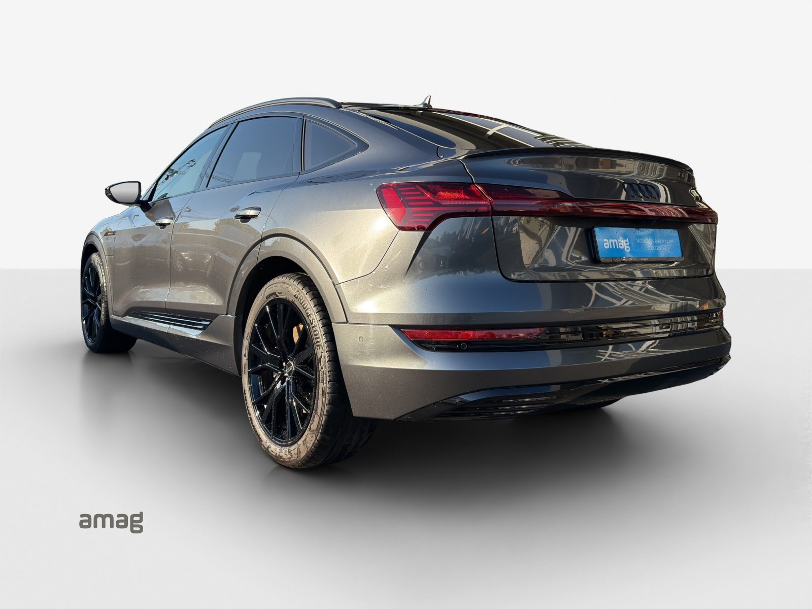 AUDI e-tron Sportback 55 S line Black Edition, Elektro, Occasion / Gebraucht, Automatik - 3