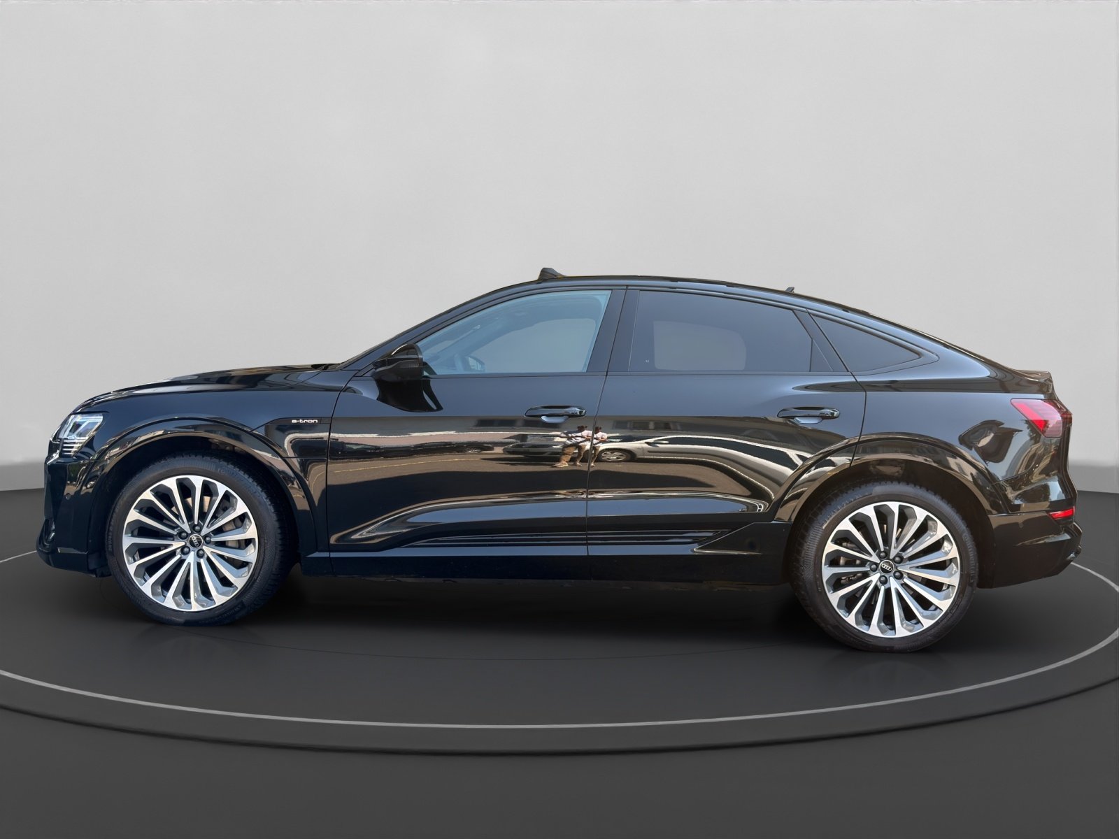 AUDI e-tron Sportback 55 S Line quattro, Électrique, Occasion / Utilisé, Automatique - 2