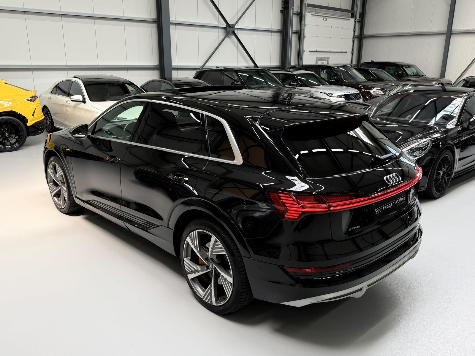 AUDI e-tron 55 S Line quattro, Électrique, Occasion / Utilisé, Automatique - 7