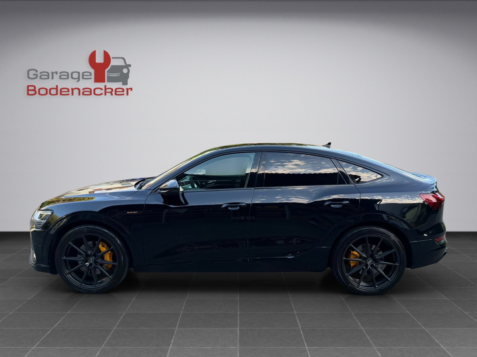 AUDI e-tron 55 Sportback S Line quattro * 22 Zoll Vossen Rä, Electric, Second hand / Used, Automatic - 4