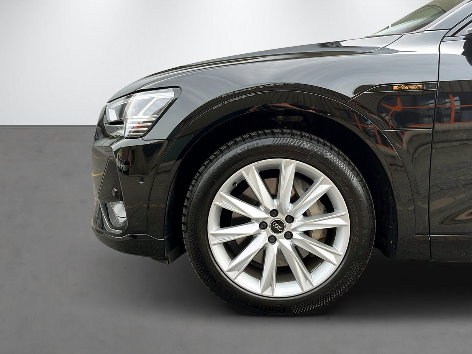 AUDI e-tron 55 S Line quattro, Electric, Second hand / Used, Automatic - 5