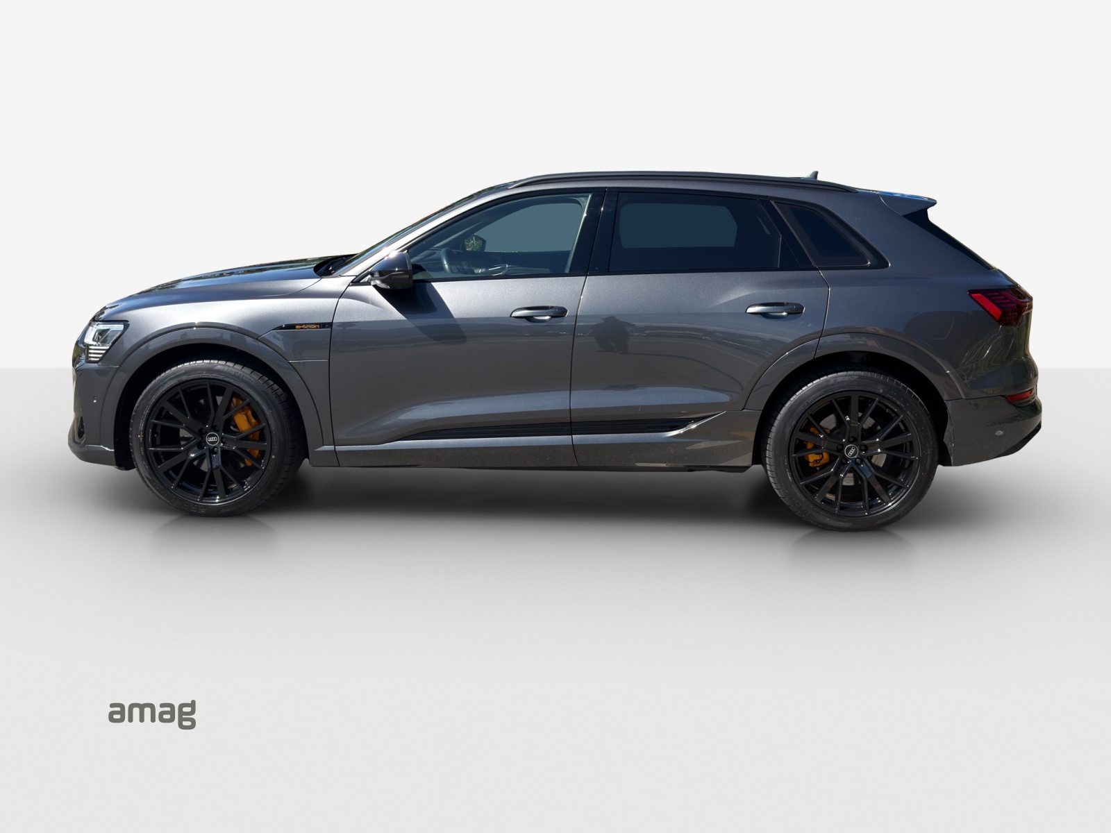 AUDI e-tron 55 S line, Électrique, Occasion / Utilisé, Automatique - 2