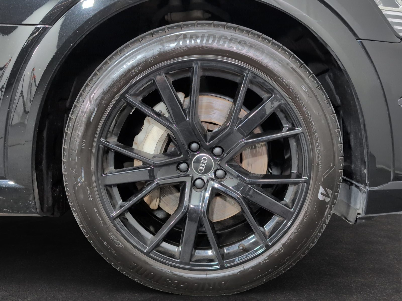 AUDI e-tron Sportback 55 S line Black Edition, Elektro, Occasion / Gebraucht, Automatik - 5