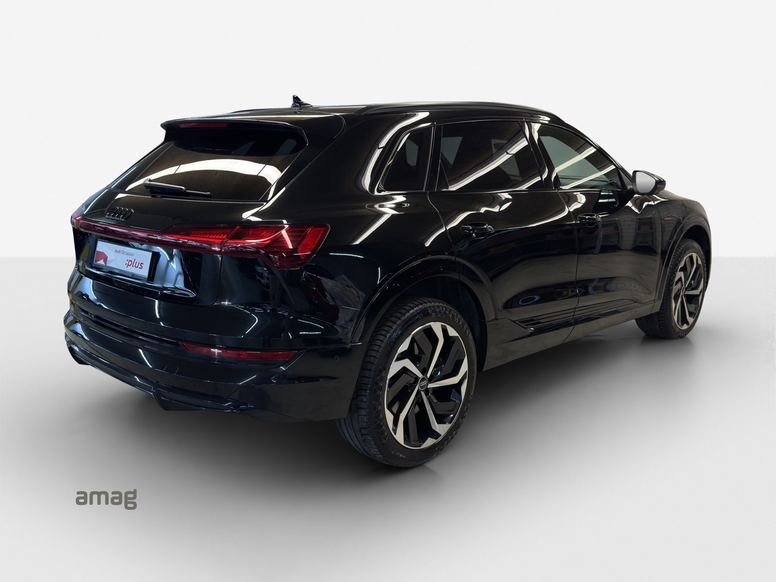 AUDI e-tron 55 S line Black Edition, Électrique, Occasion / Utilisé, Automatique - 5