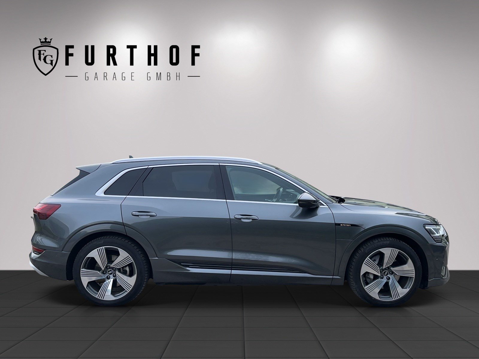 AUDI e-tron 55 S Line quattro, Electric, Second hand / Used, Automatic - 4