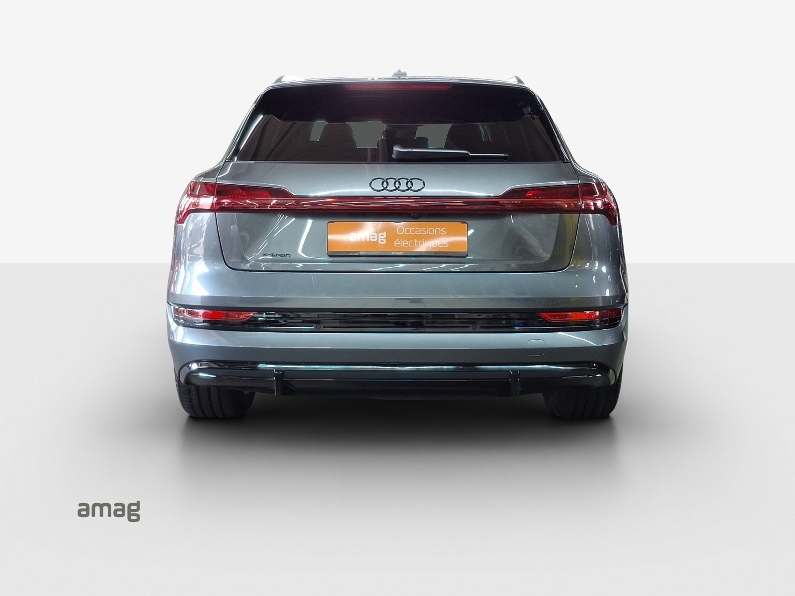 AUDI e-tron 55 S line Black Edition, Elektro, Occasion / Gebraucht, Automatik - 3