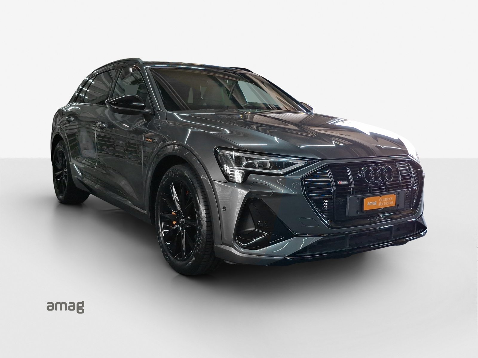 AUDI e-tron 55 S line Black Edition, Elektro, Occasion / Gebraucht, Automatik - 5