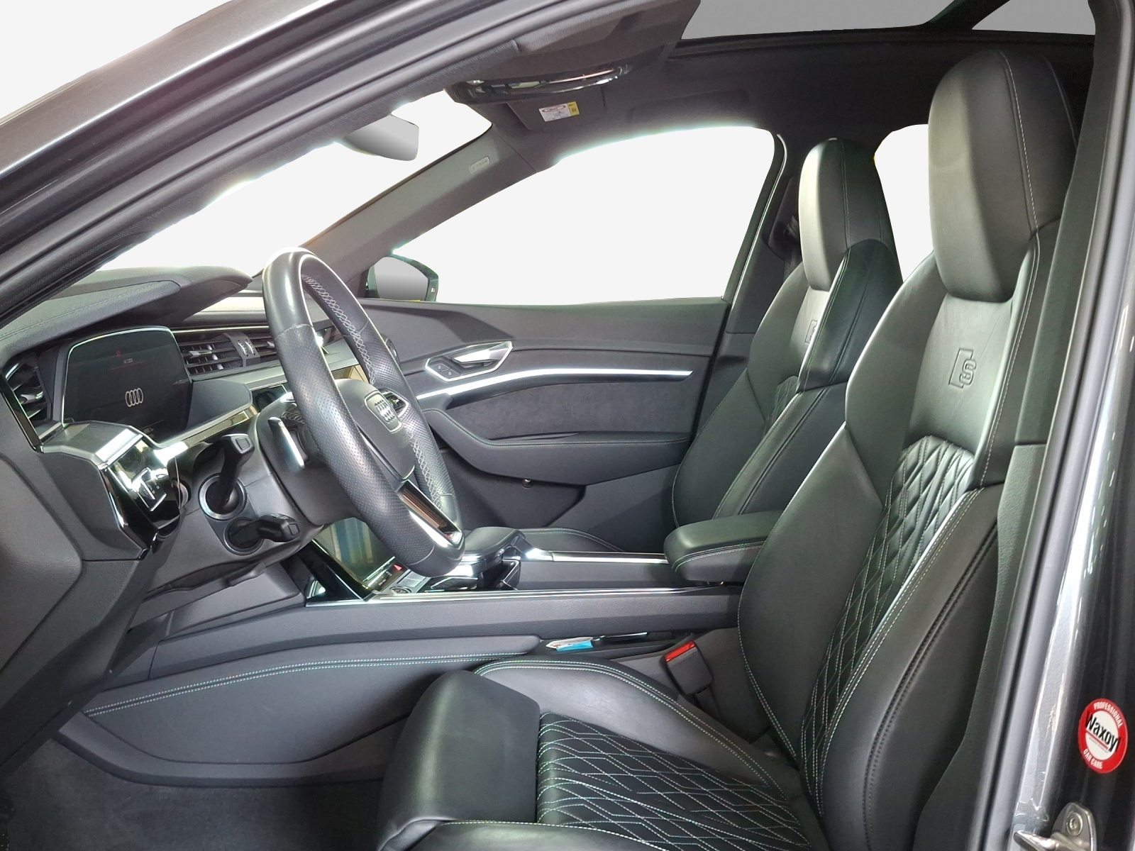 AUDI e-tron 55 S line Black Edition, Elektro, Occasion / Gebraucht, Automatik - 7
