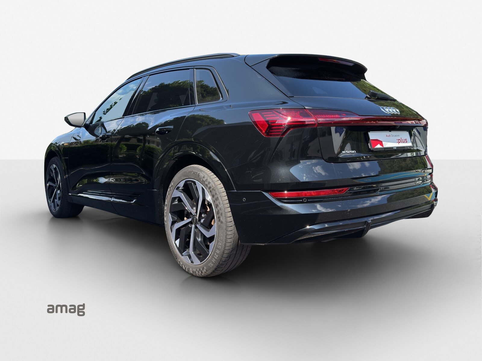 AUDI e-tron 55 S line Black Edition, Electric, Second hand / Used, Automatic - 3