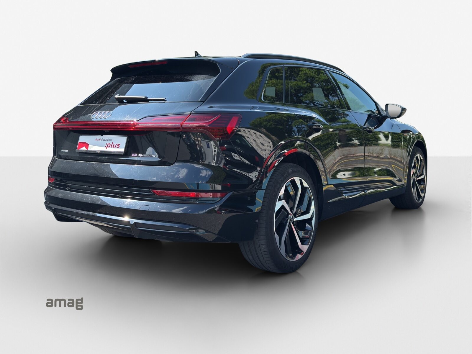 AUDI e-tron 55 S line Black Edition, Electric, Second hand / Used, Automatic - 5