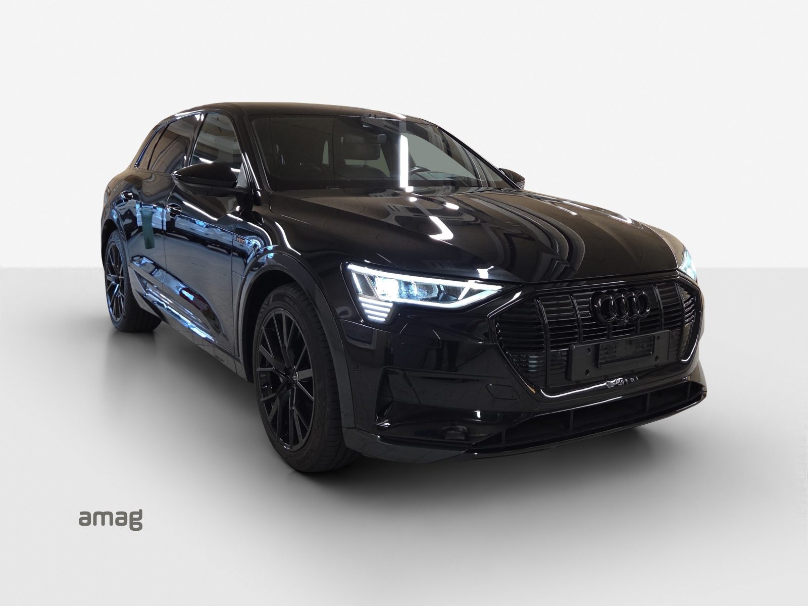 AUDI e-tron 55 advanced Black Edition, Elektro, Occasion / Gebraucht, Automatik - 7