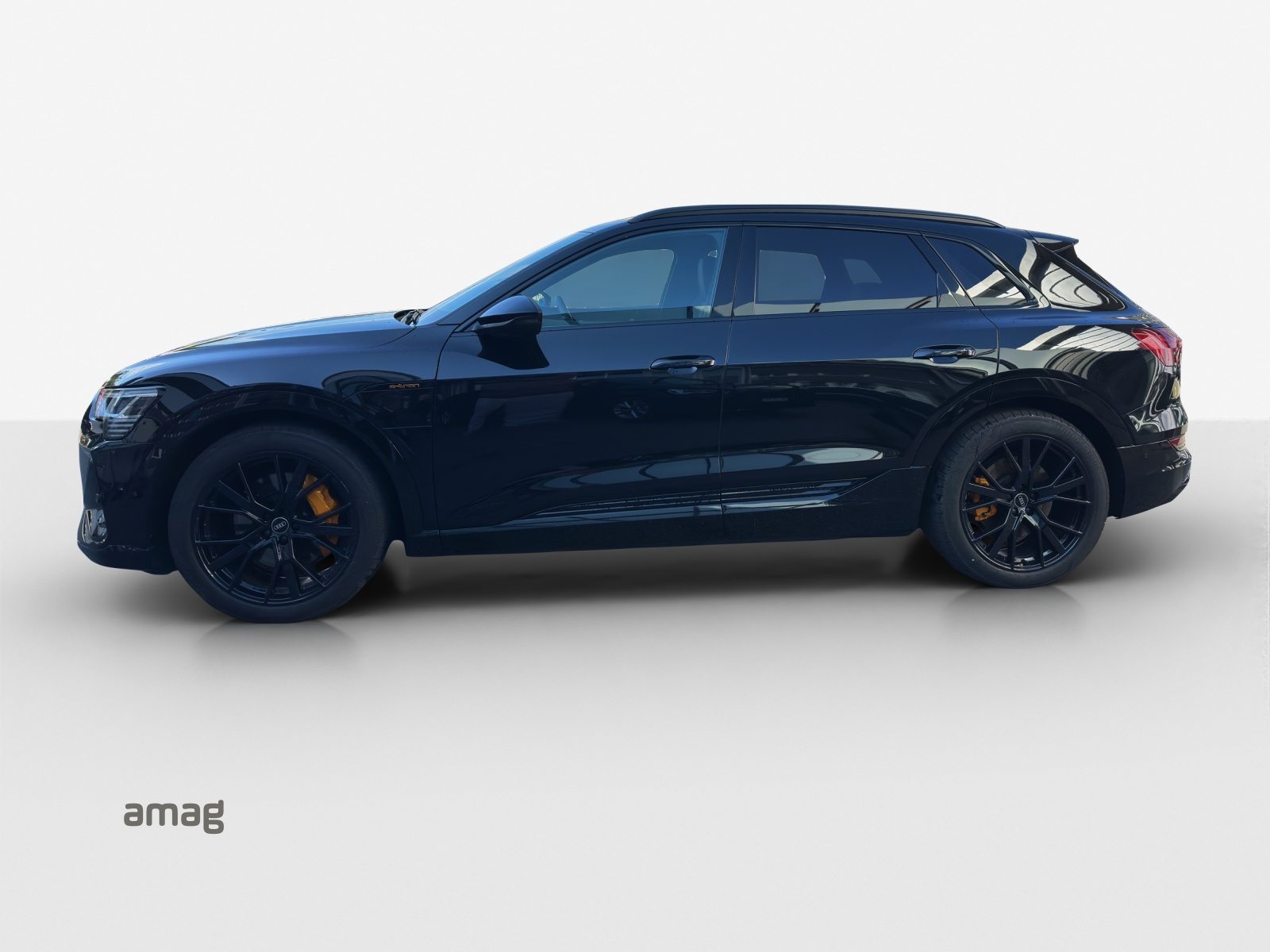 AUDI e-tron 55 S line Black Edition, Elektro, Occasion / Gebraucht, Automatik - 2