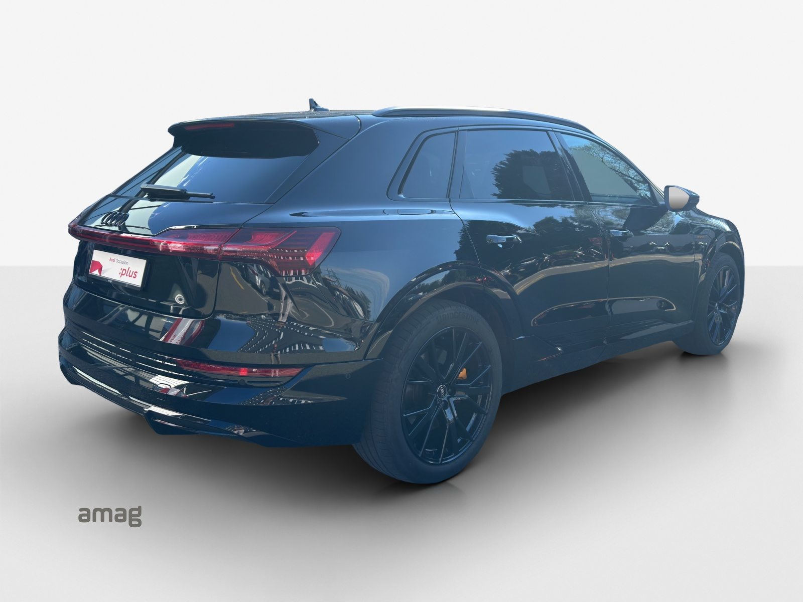 AUDI e-tron 55 S line Black Edition, Elektro, Occasion / Gebraucht, Automatik - 6
