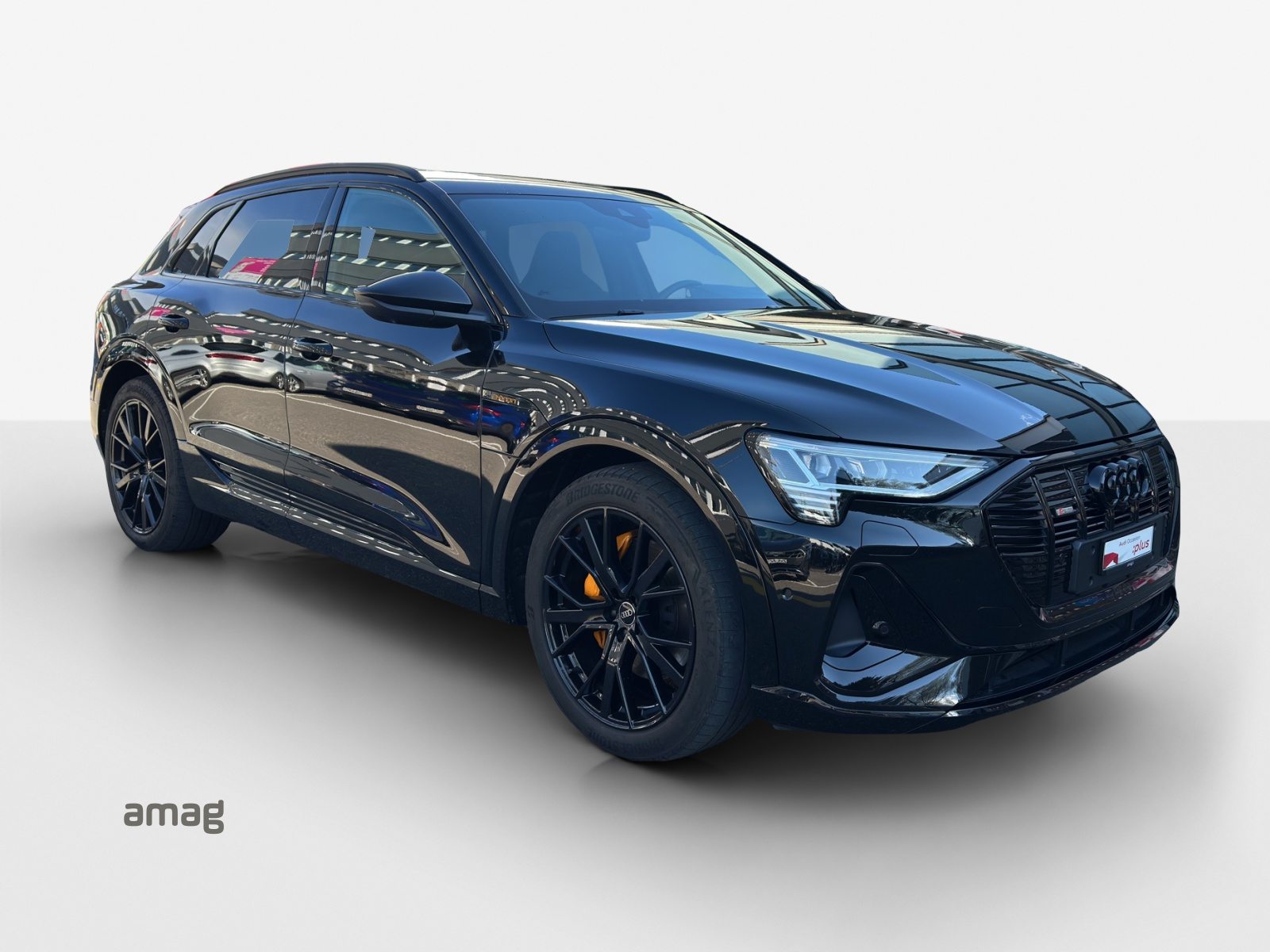 AUDI e-tron 55 S line Black Edition, Elektro, Occasion / Gebraucht, Automatik - 7