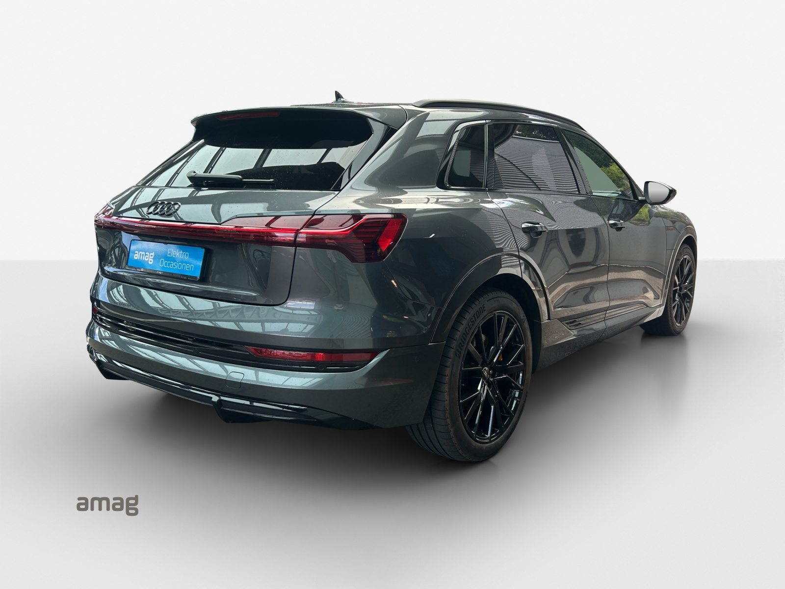 AUDI e-tron 55 S line Black Edition, Électrique, Occasion / Utilisé, Automatique - 5