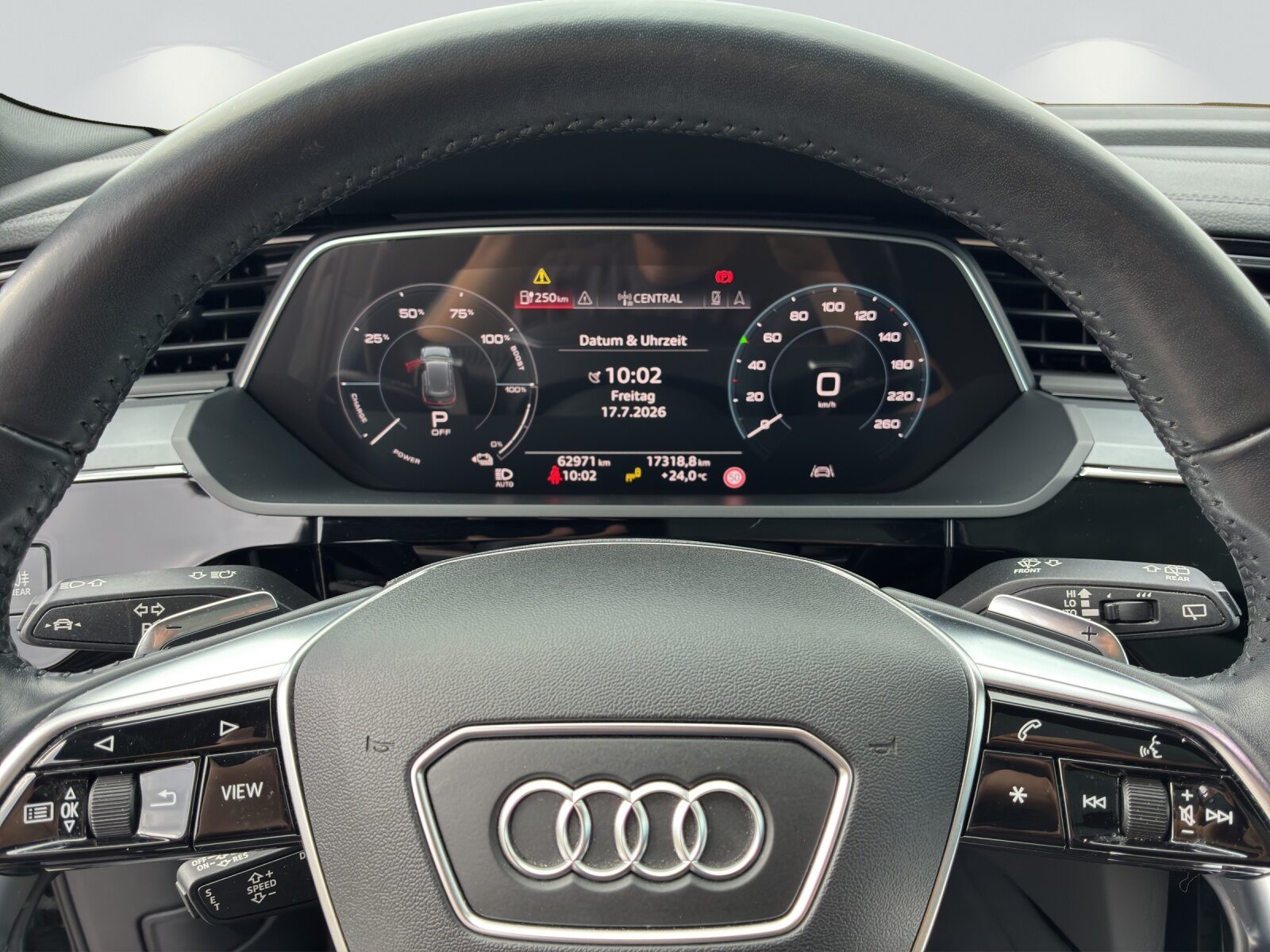 AUDI e-tron advanced, Électrique, Occasion / Utilisé, Automatique - 7