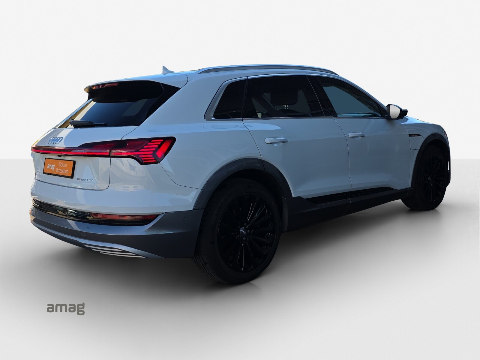 AUDI e-tron advanced, Elektro, Occasion / Gebraucht, Automatik - 5