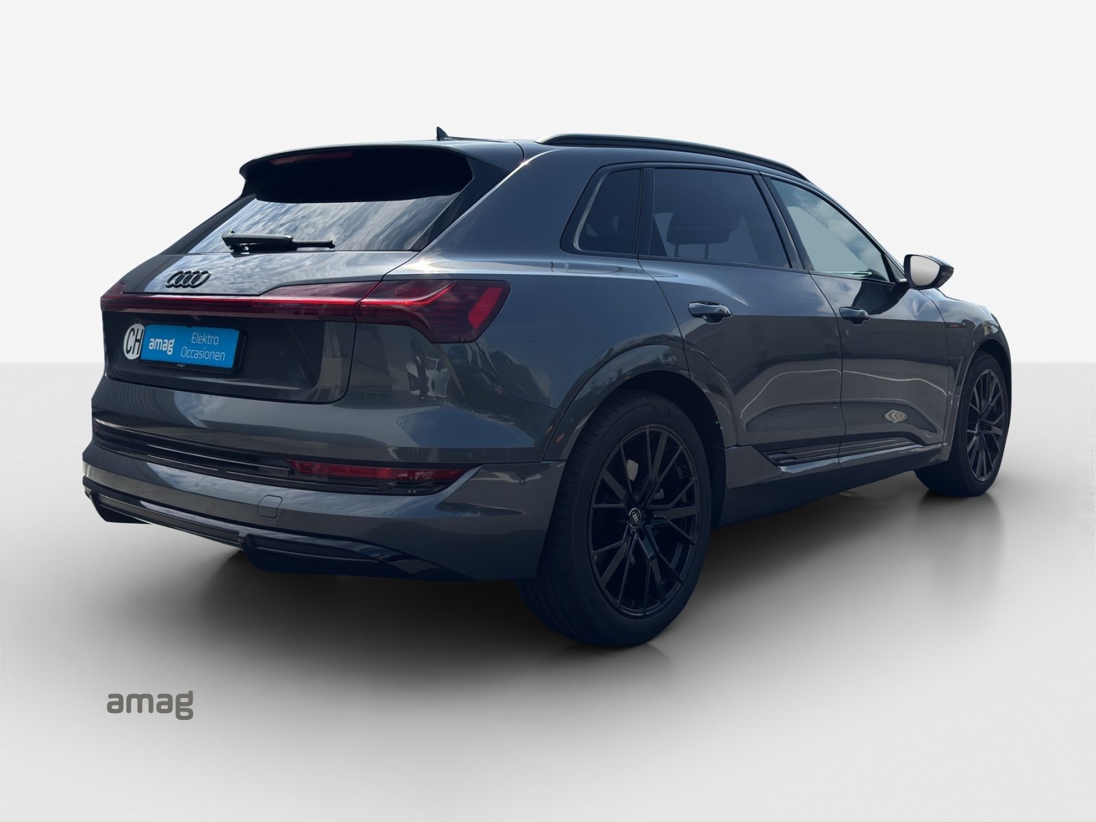 AUDI e-tron 55 S line Black Edition, Elektro, Occasion / Gebraucht, Automatik - 5