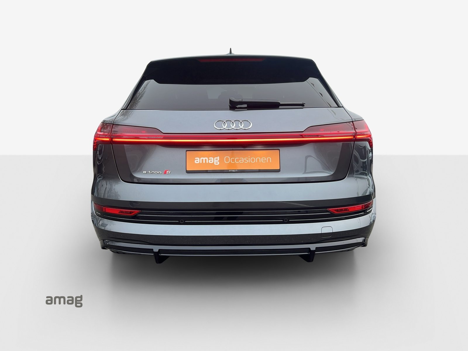 AUDI e-tron S quattro, Electric, Second hand / Used, Automatic - 5
