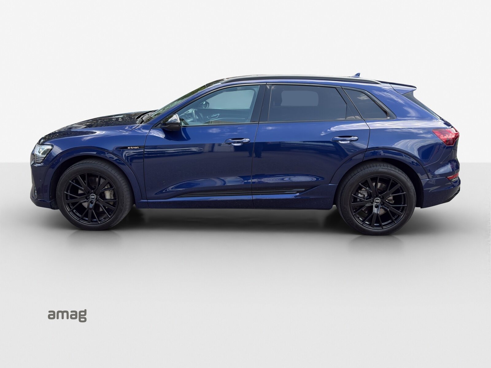 AUDI e-tron 55 S line Black Edition, Elektro, Occasion / Gebraucht, Automatik - 2