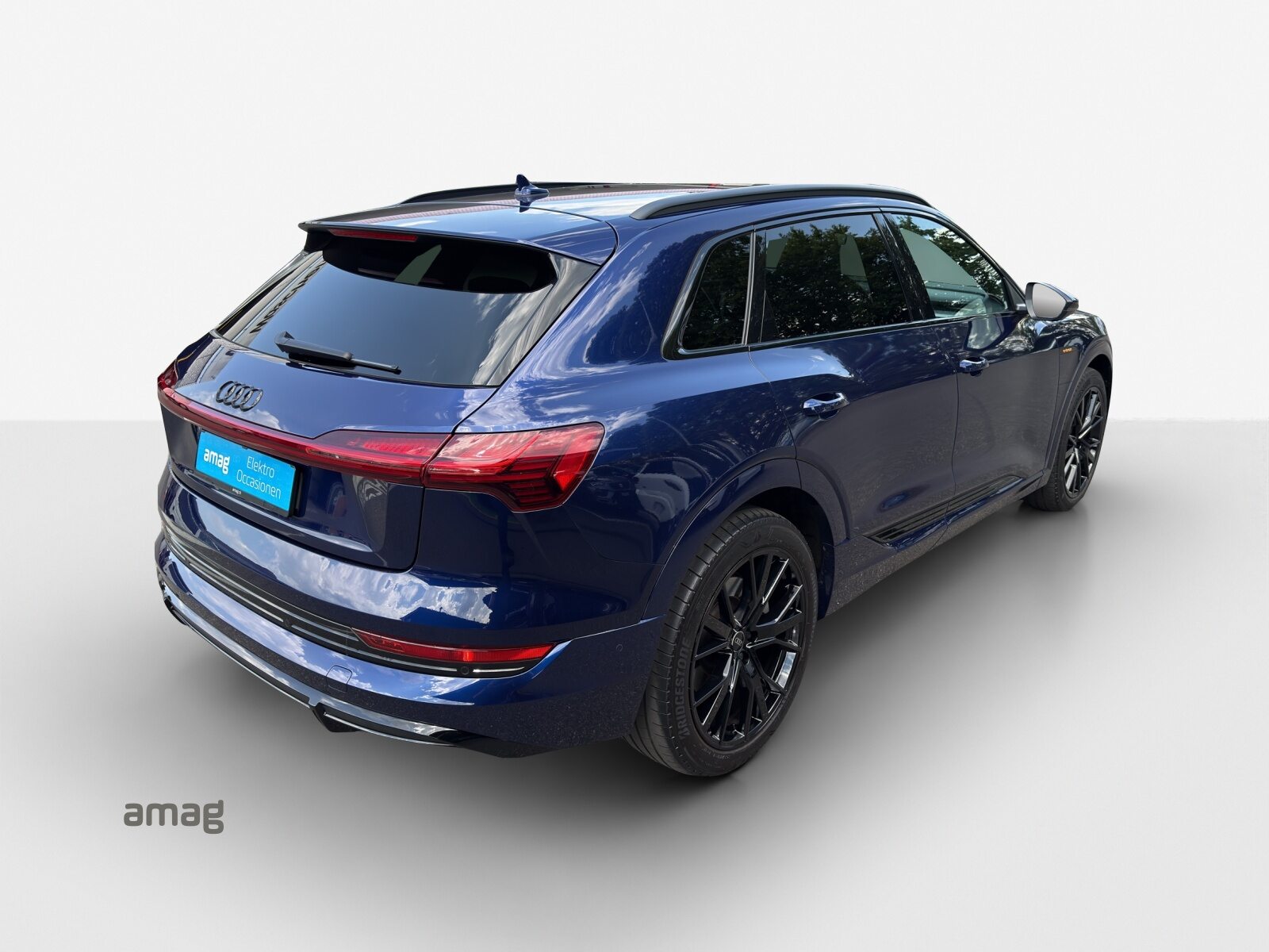 AUDI e-tron 55 S line Black Edition, Elektro, Occasion / Gebraucht, Automatik - 6