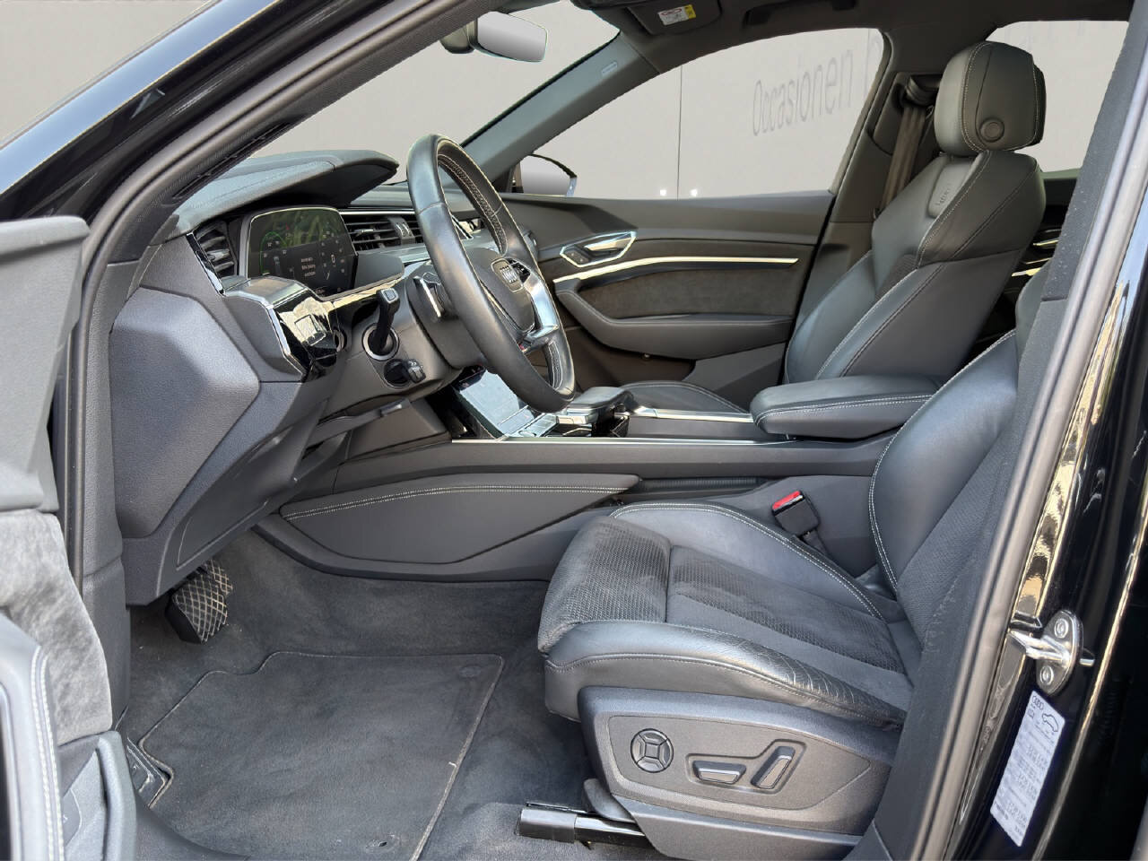 AUDI e-tron 50 Advanced quattro, Électrique, Occasion / Utilisé, Automatique - 4