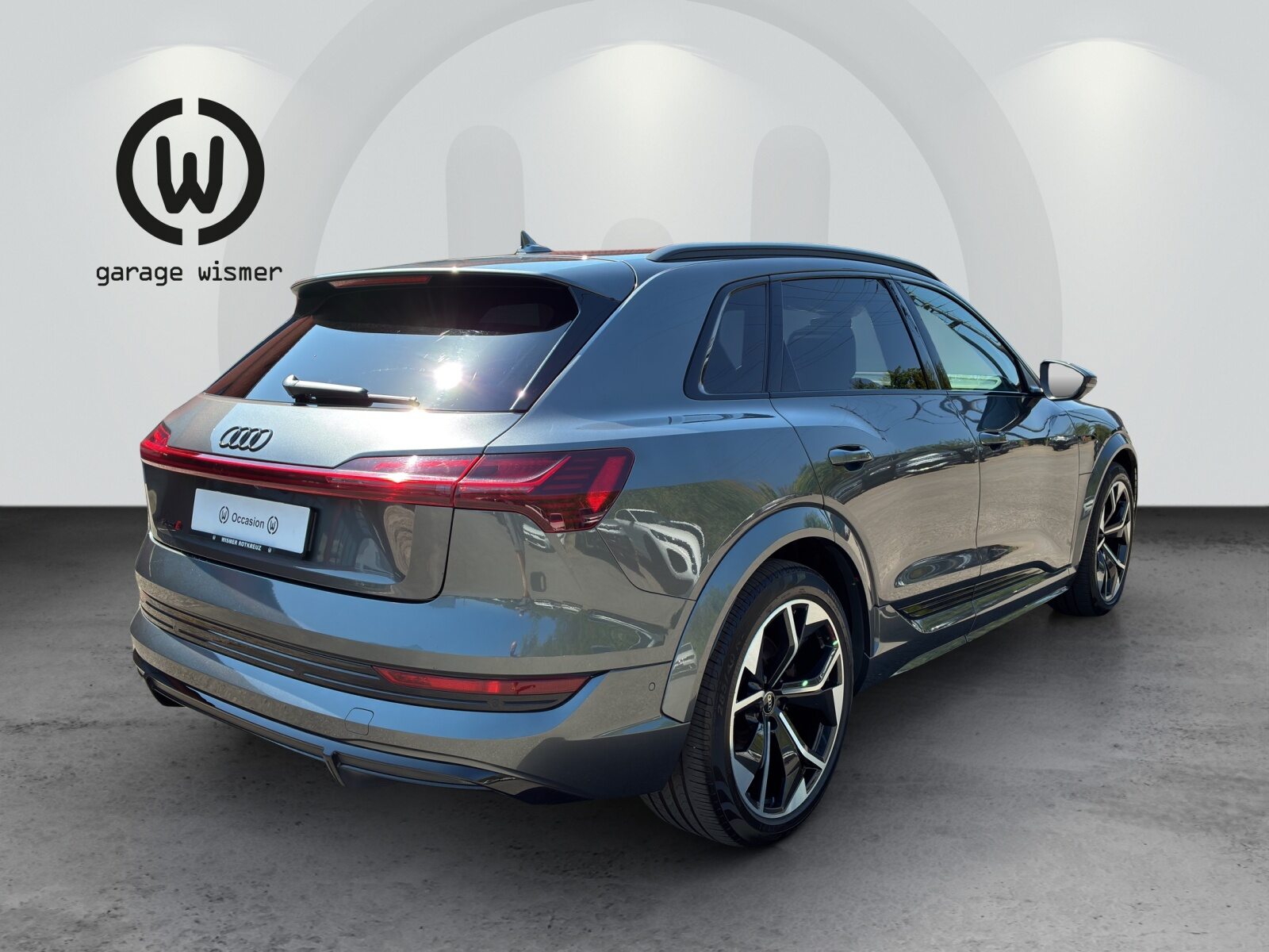 AUDI e-tron S quattro, Electric, Second hand / Used, Automatic - 4