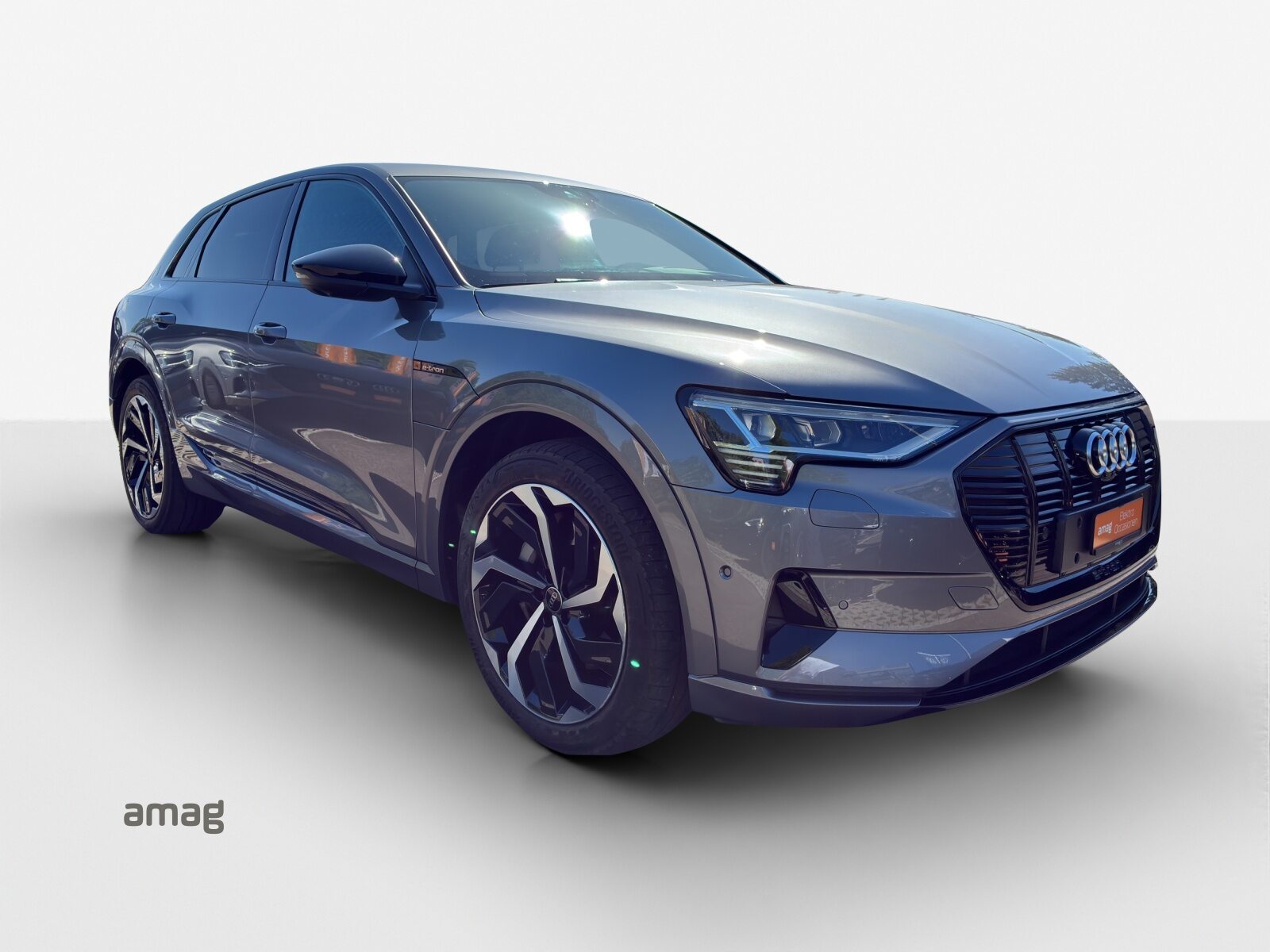 AUDI e-tron 55 advanced Black Edition, Elektro, Occasion / Gebraucht, Automatik - 7