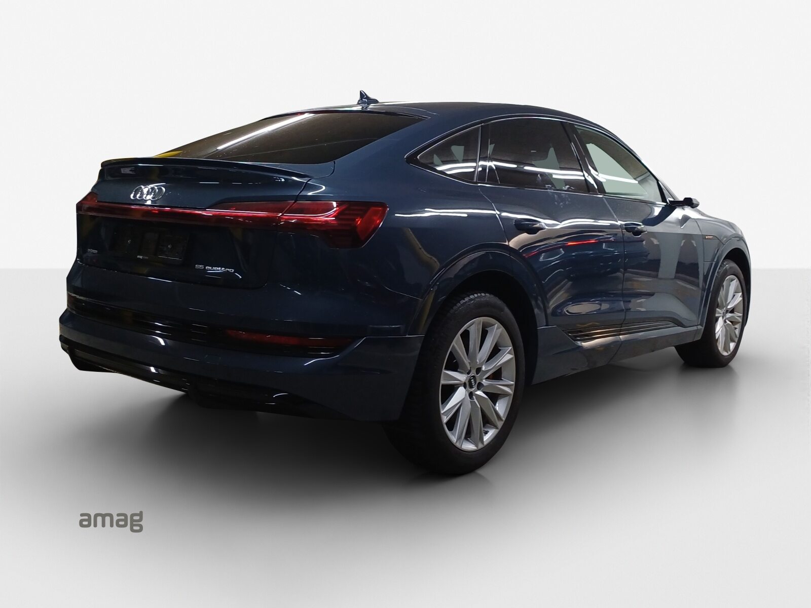AUDI e-tron Sportback 55 S line, Elektro, Occasion / Gebraucht, Automatik - 6