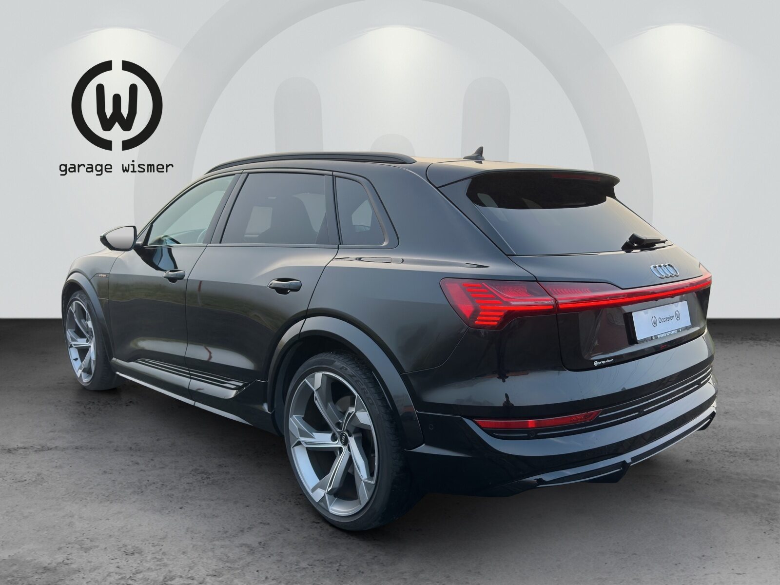 AUDI e-tron S quattro, Electric, Second hand / Used, Automatic - 3