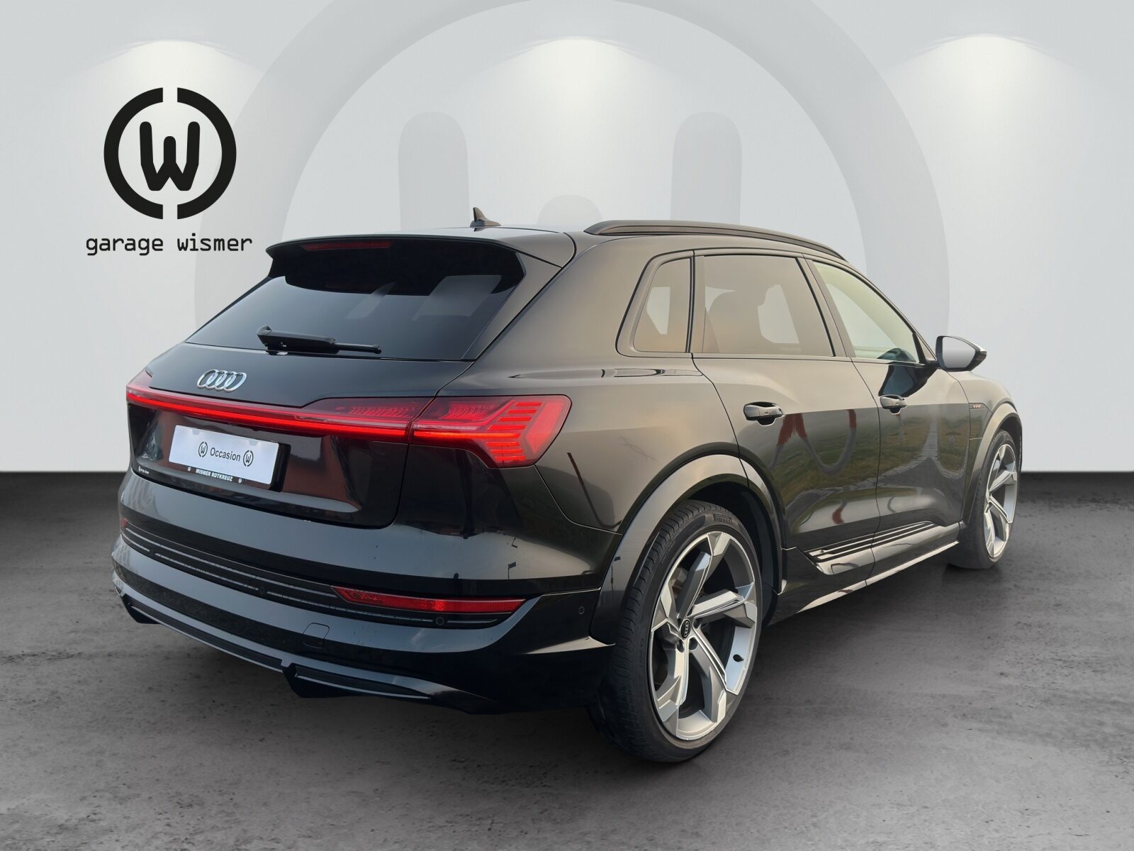 AUDI e-tron S quattro, Electric, Second hand / Used, Automatic - 4