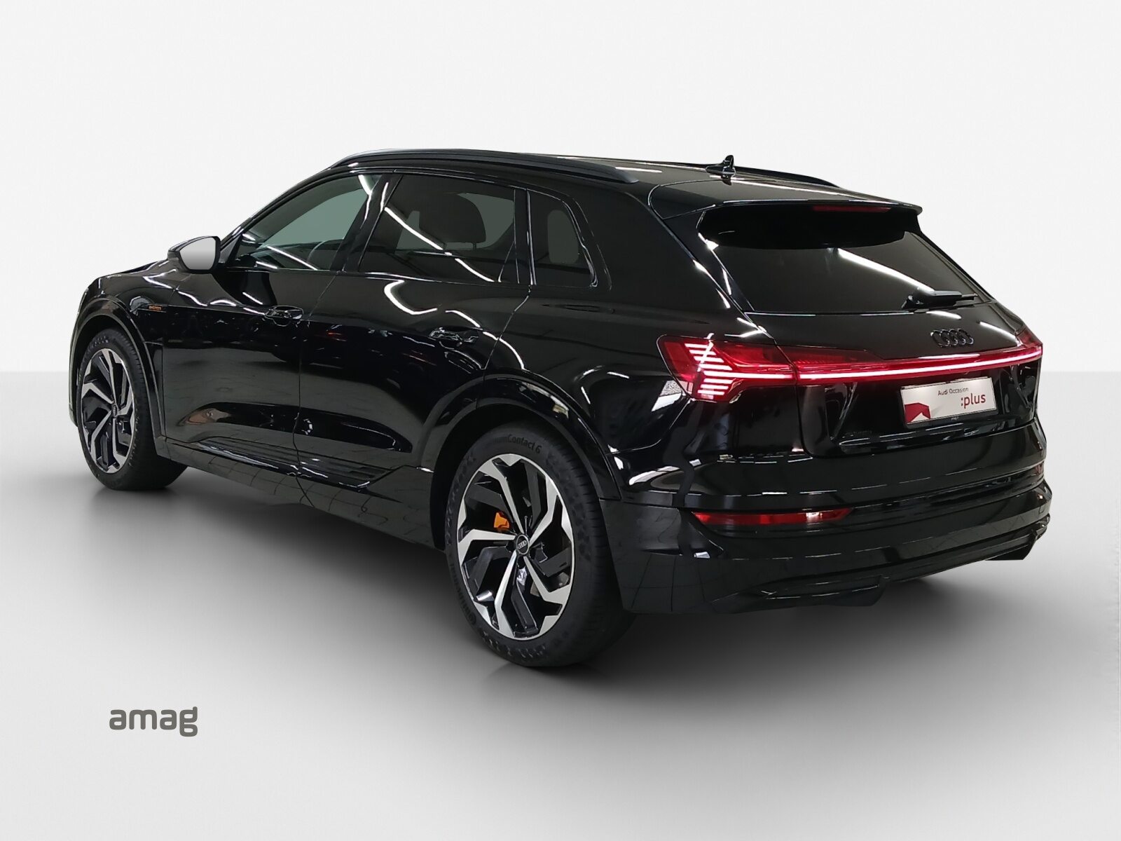 AUDI e-tron 55 S line Black Edition, Elektro, Occasion / Gebraucht, Automatik - 3