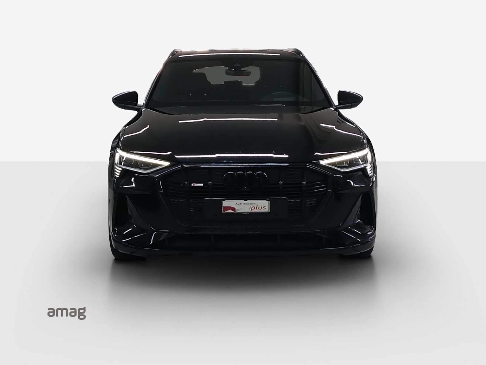 AUDI e-tron 55 S line Black Edition, Elektro, Occasion / Gebraucht, Automatik - 7
