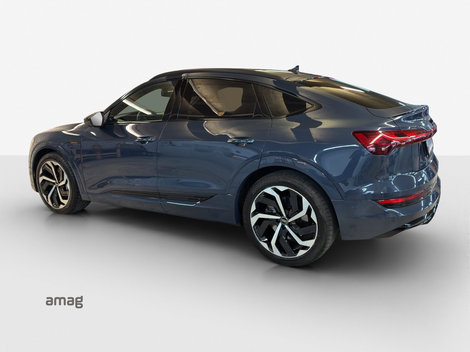 AUDI e-tron Sportback 55 S line Black Edition, Elektro, Occasion / Gebraucht, Automatik - 3