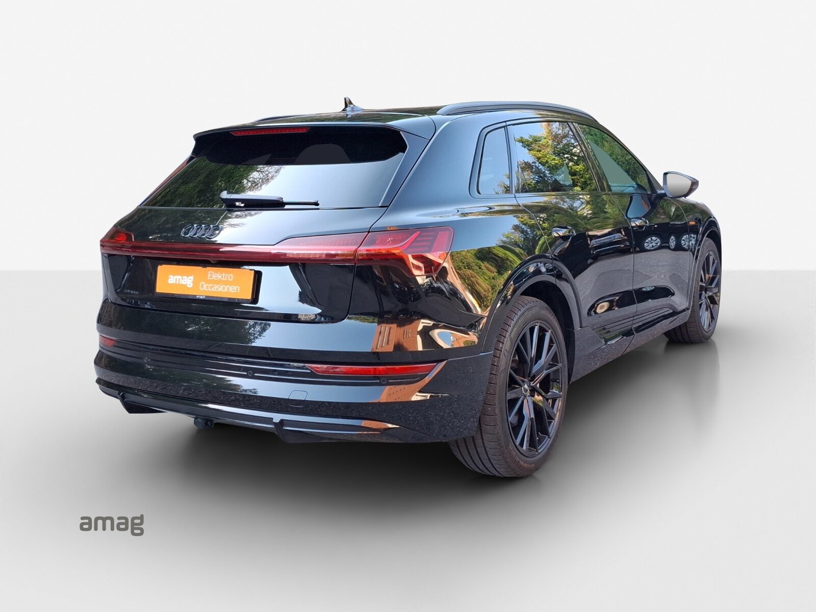 AUDI e-tron 55 S line Black Edition, Electric, Second hand / Used, Automatic - 6