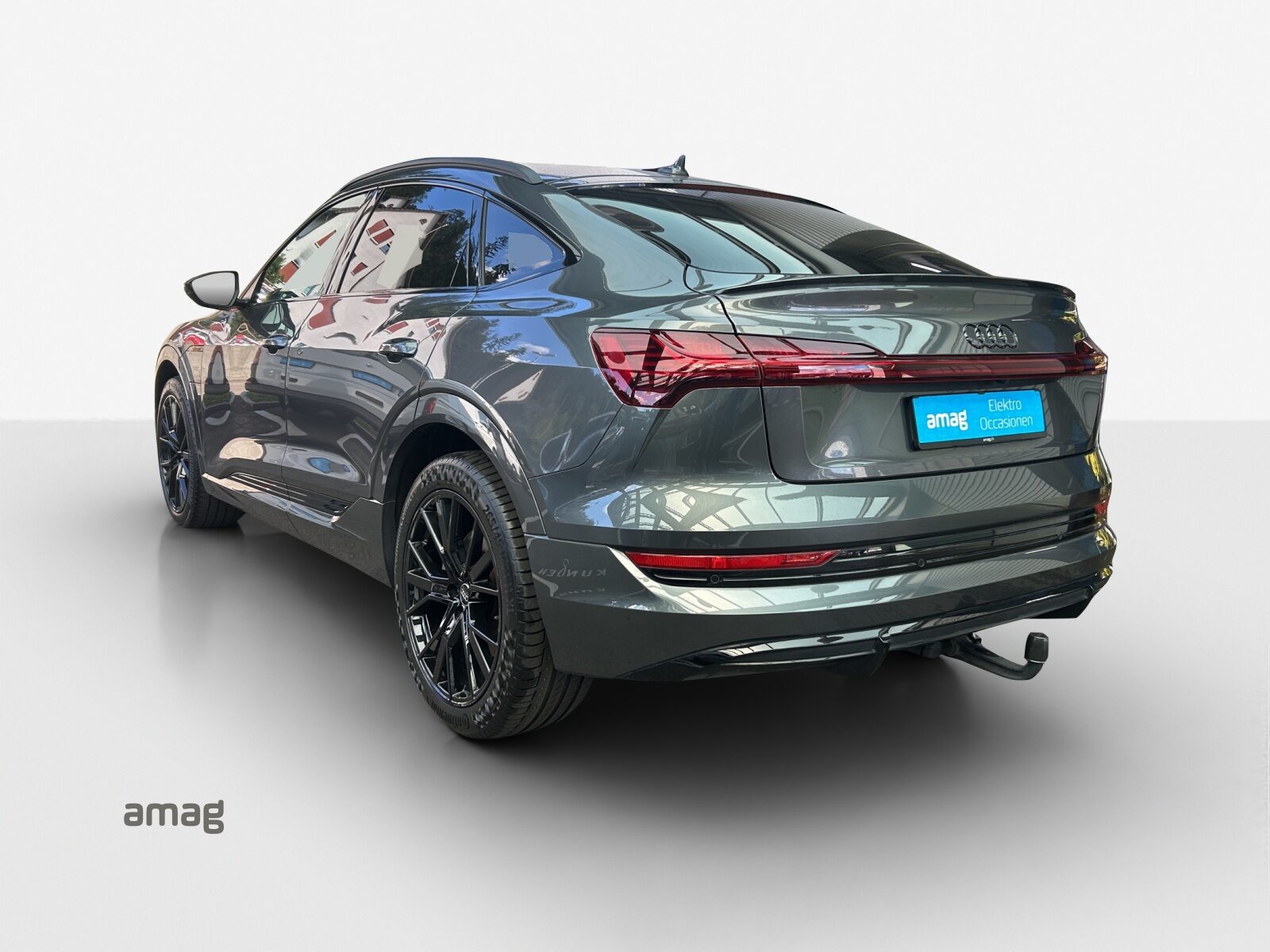 AUDI e-tron Sportback 55 S line Black Edition, Elektro, Occasion / Gebraucht, Automatik - 3