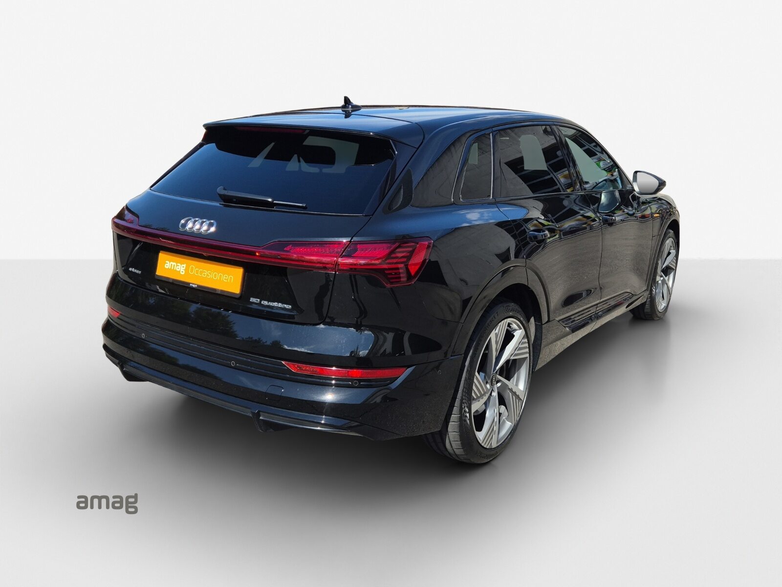 AUDI e-tron 50 S line Attraction, Electric, Second hand / Used, Automatic - 5