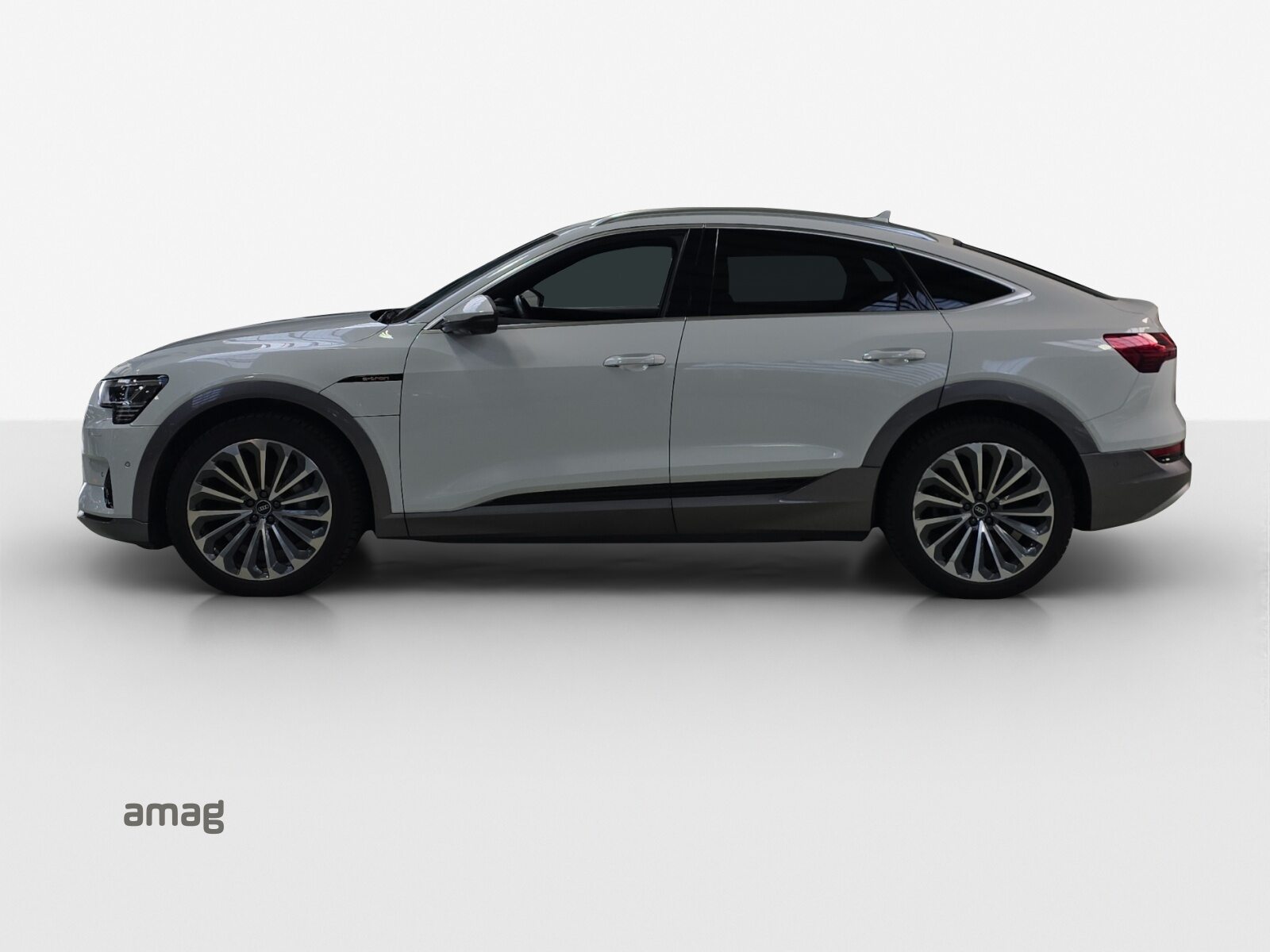 AUDI e-tron Sportback 55 advanced, Electric, Second hand / Used, Automatic - 3