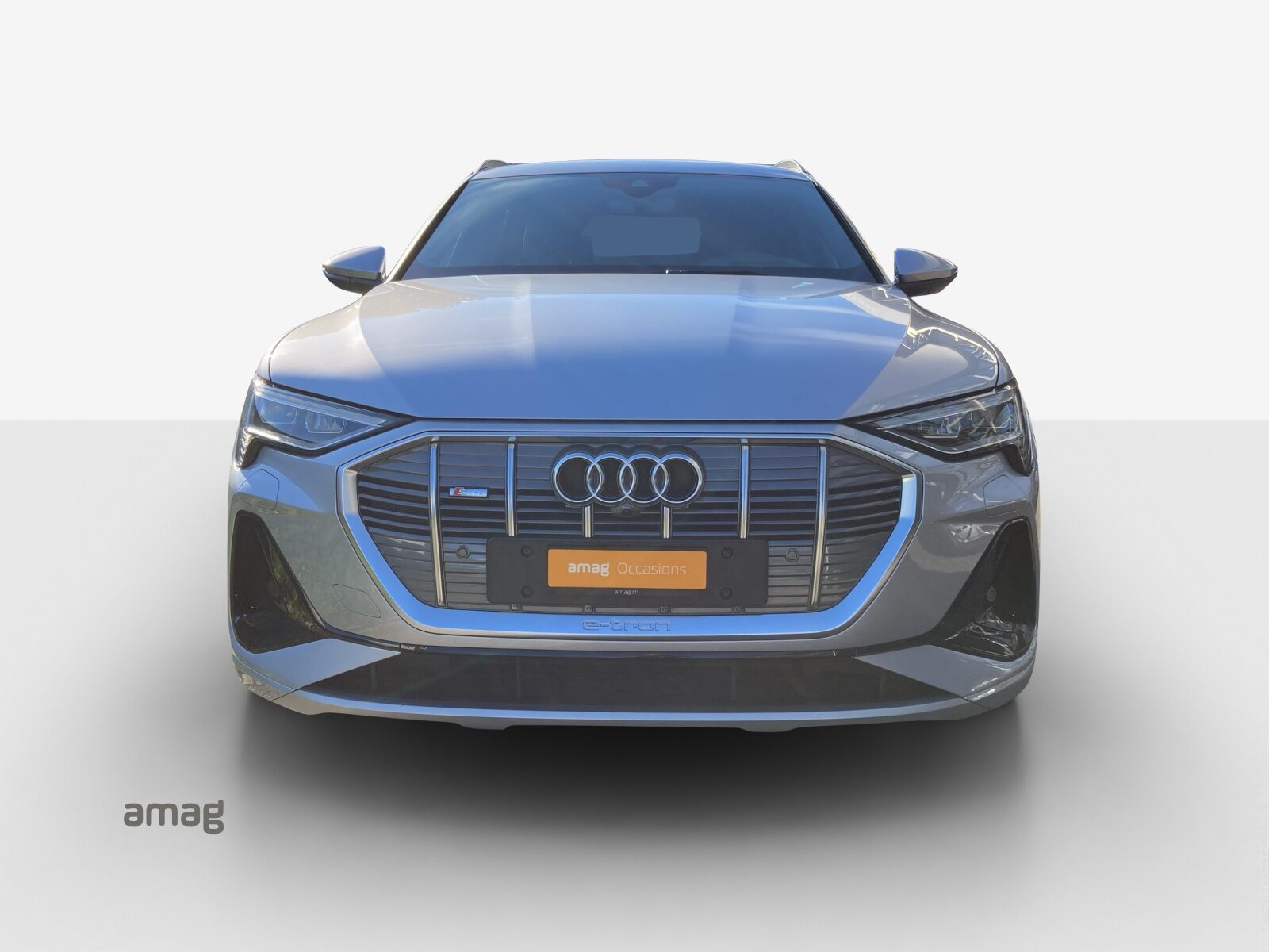 AUDI e-tron 55 S line, Elektro, Occasion / Gebraucht, Automatik - 7
