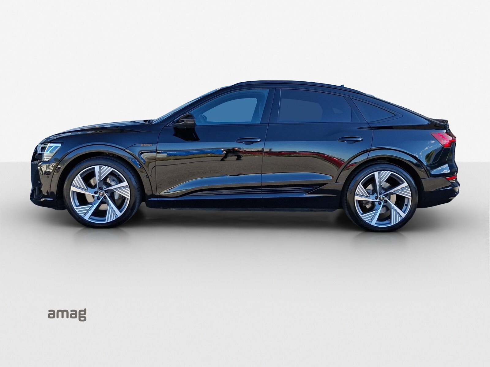 AUDI e-tron Sportback 55 S line Black Edition, Électrique, Occasion / Utilisé, Automatique - 2