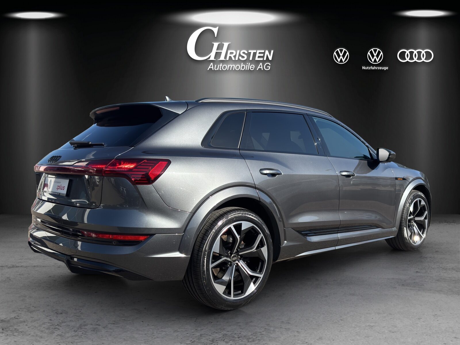 AUDI e-tron S quattro, Elektro, Occasion / Gebraucht, Automatik - 6