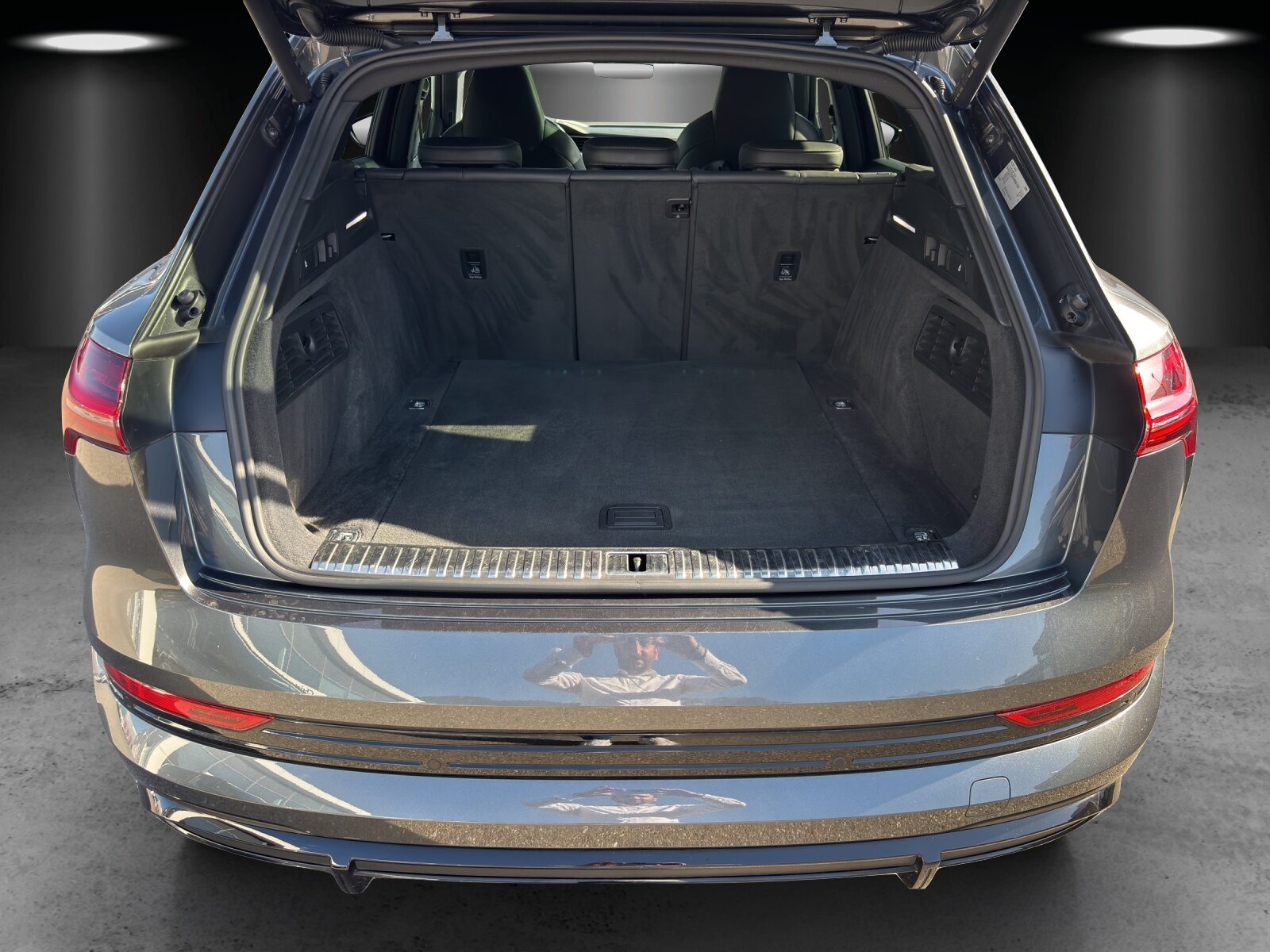 AUDI e-tron S quattro, Elektro, Occasion / Gebraucht, Automatik - 7