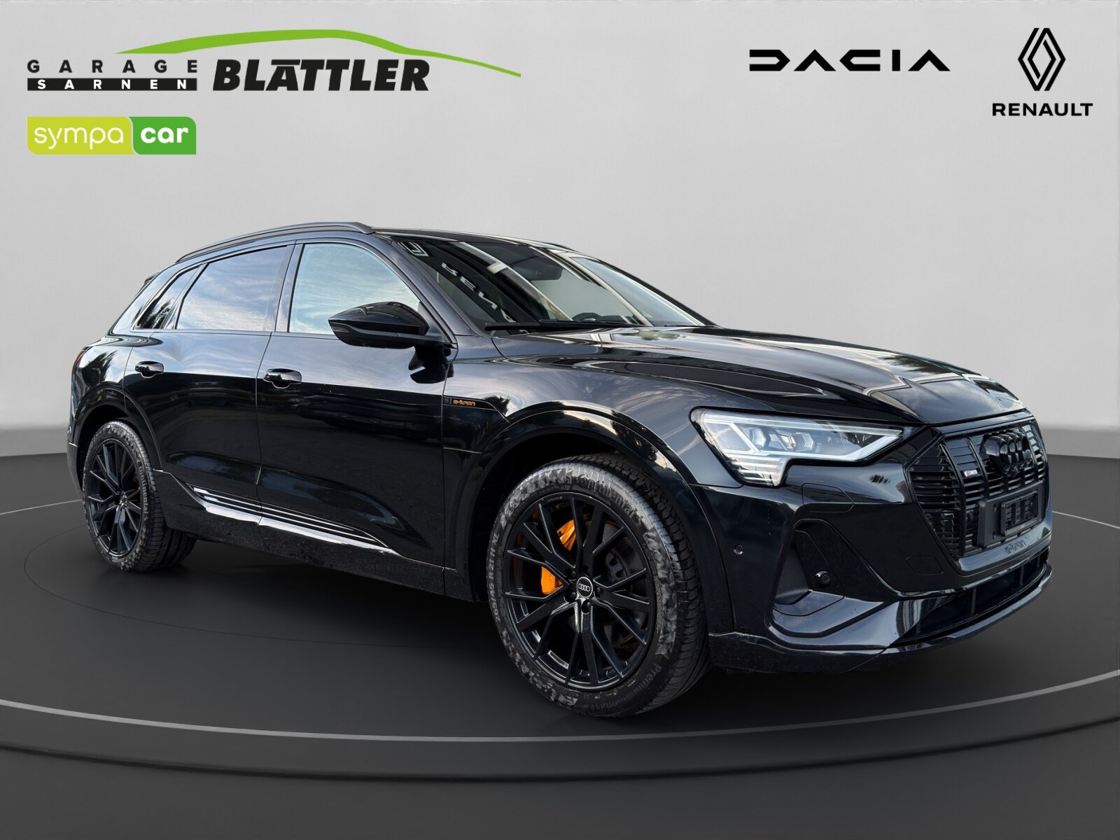 AUDI e-tron 55 S Line Black Edition quattro, Elektro, Occasion / Gebraucht, Automatik - 4