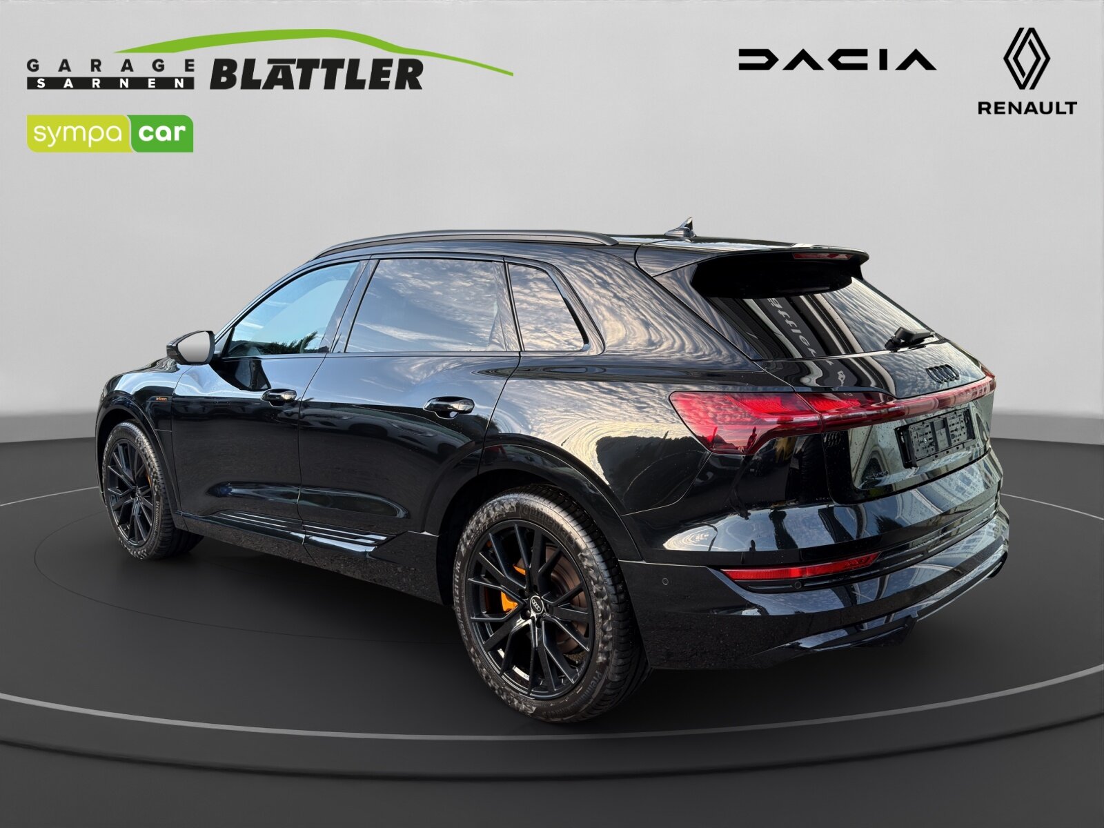 AUDI e-tron 55 S Line Black Edition quattro, Elektro, Occasion / Gebraucht, Automatik - 5
