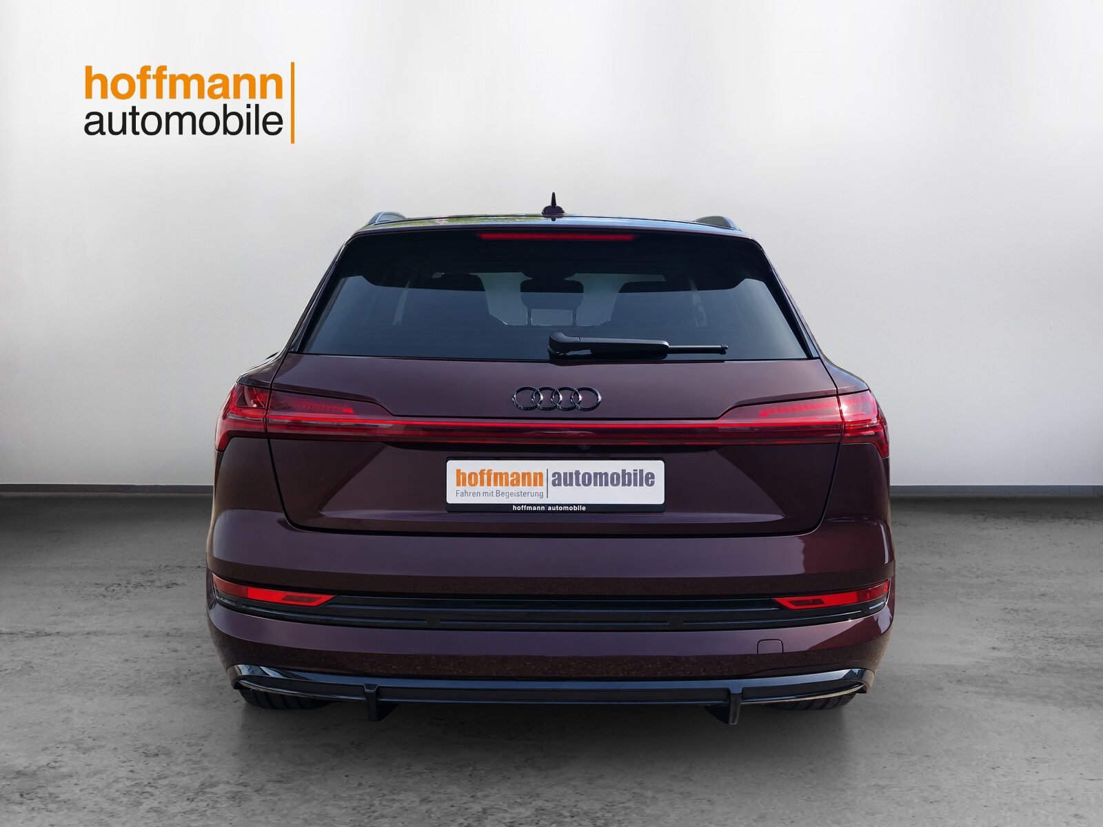 AUDI e-tron S quattro, Electric, Second hand / Used, Automatic - 5