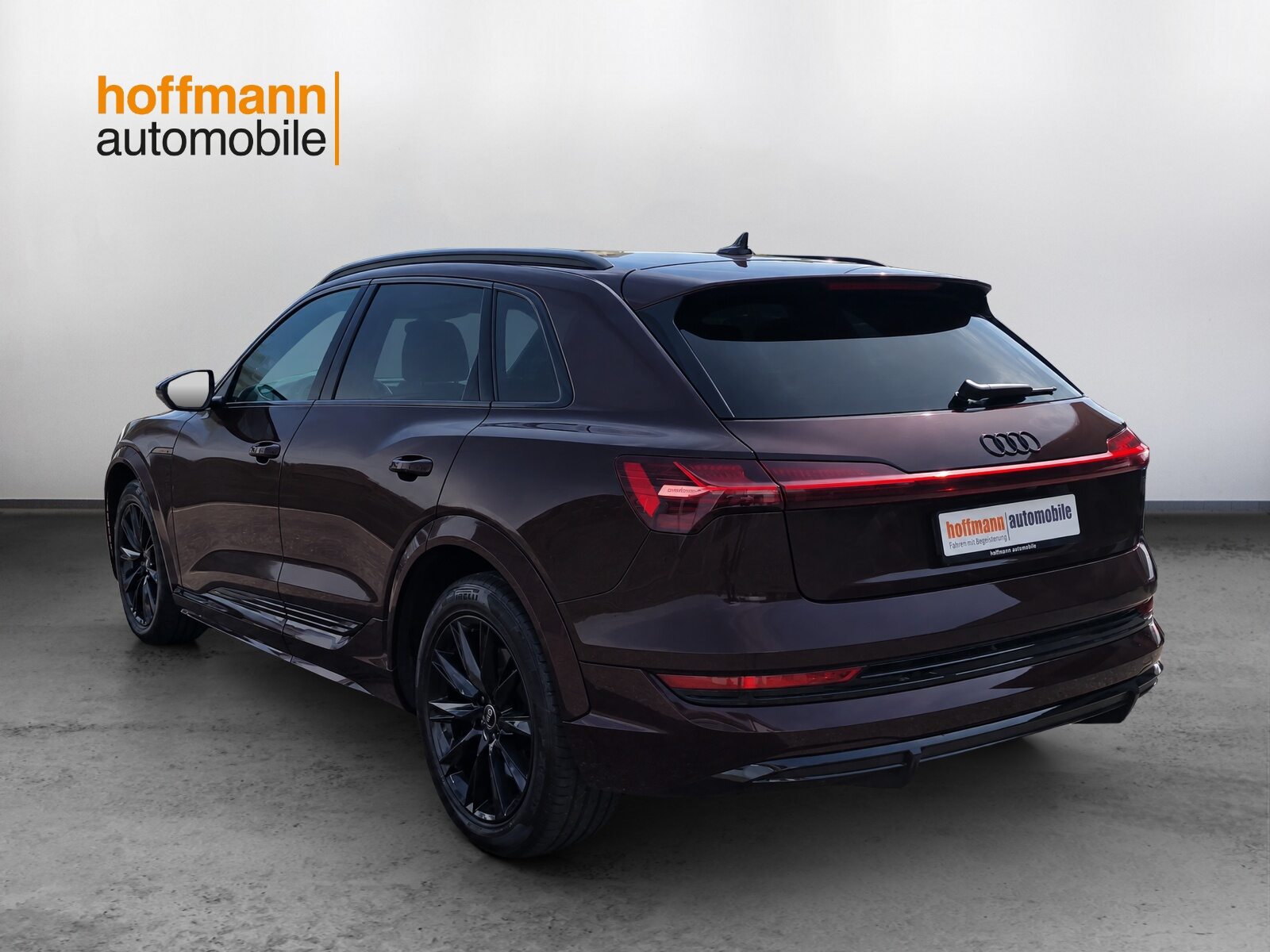 AUDI e-tron S quattro, Electric, Second hand / Used, Automatic - 6